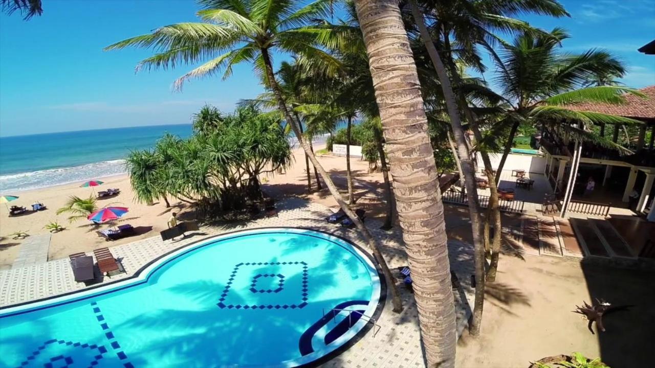 Whispering Palms Hotel Bentota Buitenkant foto