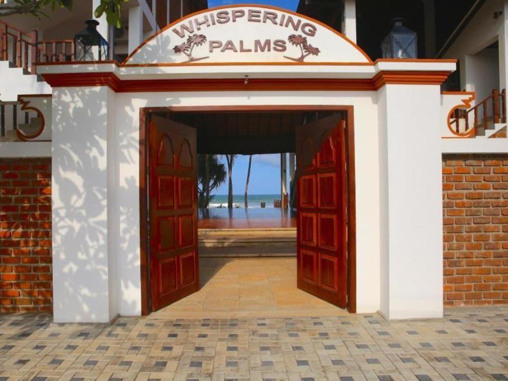 Whispering Palms Hotel Bentota Buitenkant foto