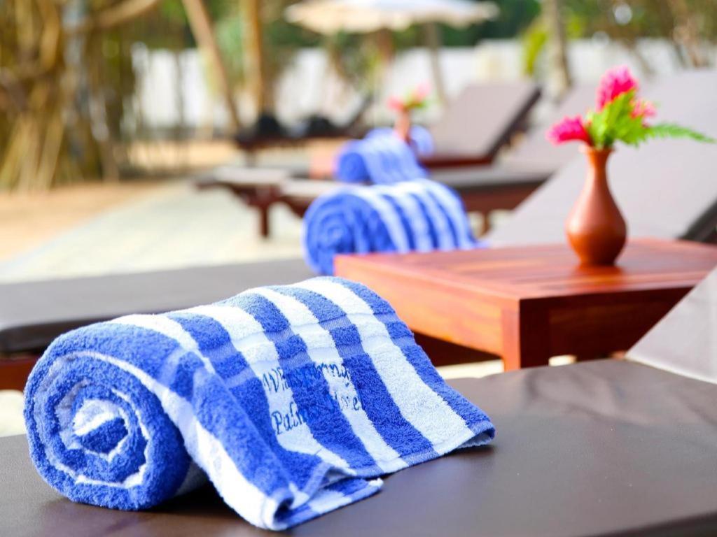 Whispering Palms Hotel Bentota Buitenkant foto