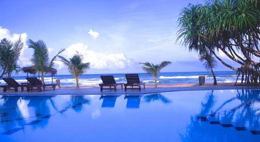 Whispering Palms Hotel Bentota Buitenkant foto