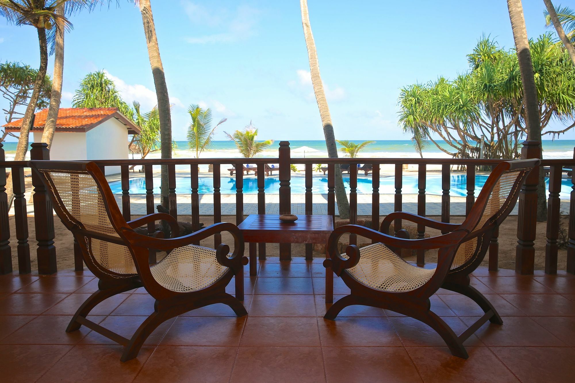 Whispering Palms Hotel Bentota Buitenkant foto